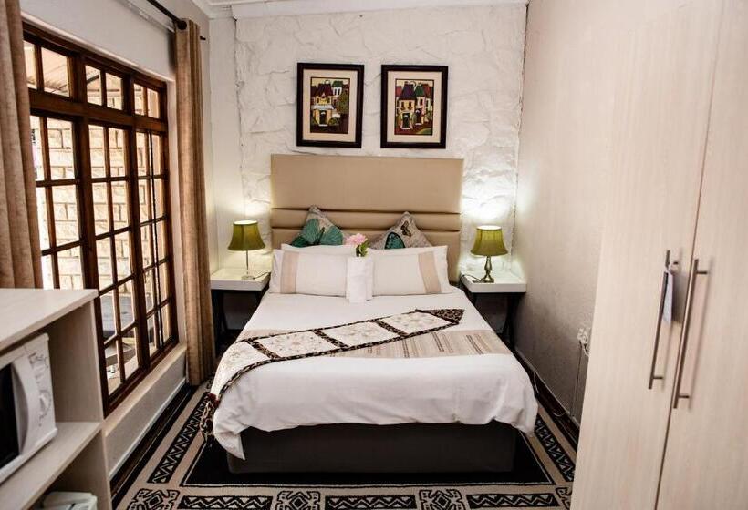 Семейный Номер, Woodpecker Guesthouse