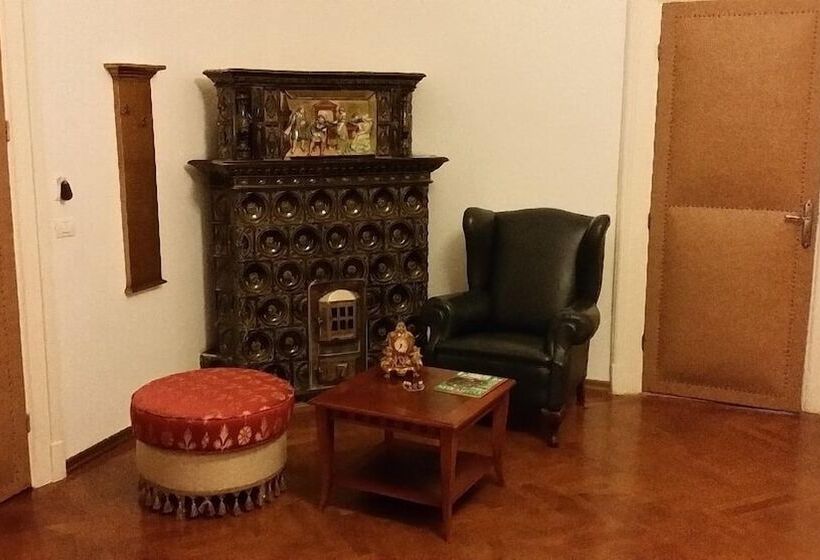 اتاق لوکس, Grand Boutique