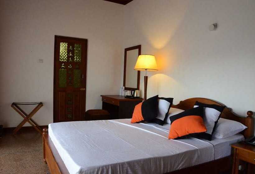 اتاق لوکس, Heaven Seven Kandy
