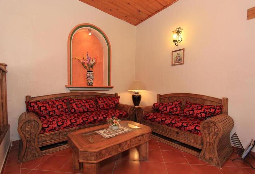 سوییت, La Casa De Mamá