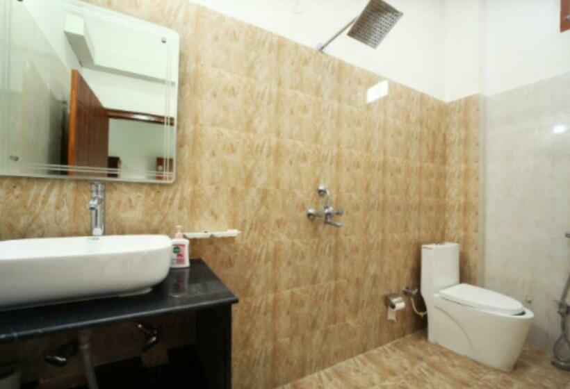 스탠다드 룸 킹사이즈 침대, Kuyal Corbett Resort