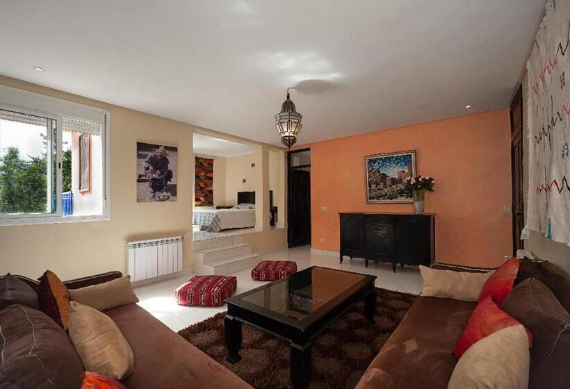 Люкс с Террасой, Auberge Le Maquis