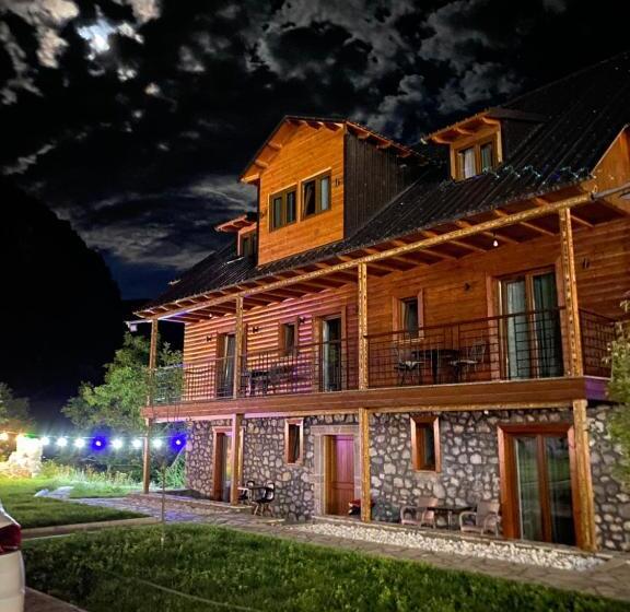 Трехместный Номер Комфорт, Gegest