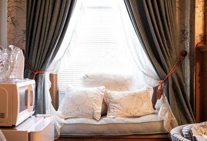 Номер Стандарт, South Broadway Manor B&b   Near Fallingwater, Ohiopyle State Park, Hiking & Biking Trails Gap