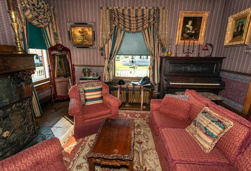 Люкс 2 Спальни, South Broadway Manor B&b   Near Fallingwater, Ohiopyle State Park, Hiking & Biking Trails Gap