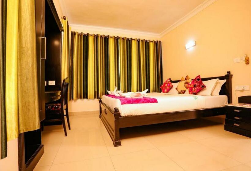 اتاق لوکس, Emerald Inn