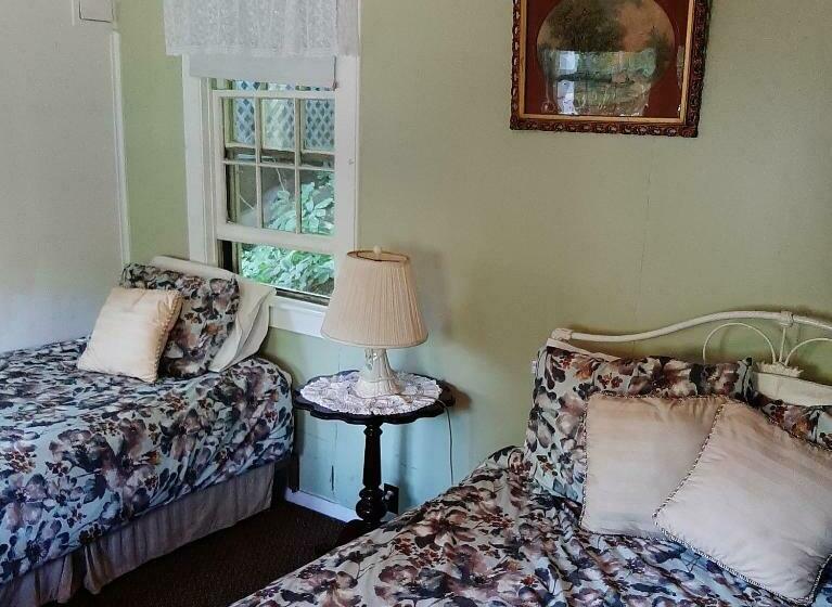 标准三人间, Inn At Starlight Lake & Restaurant