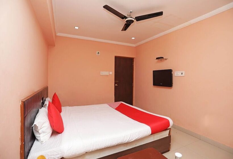 Номер Стандарт, Oyo Rooms Nayapalli