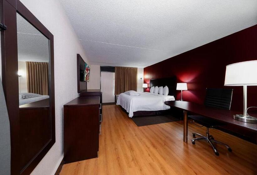 プレミアムルーム, Red Roof Inn Plus+ Huntsville – Madison
