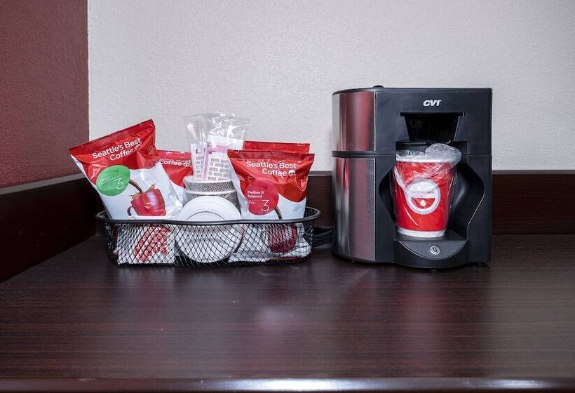 プレミアムルーム, Red Roof Inn Plus+ Huntsville – Madison