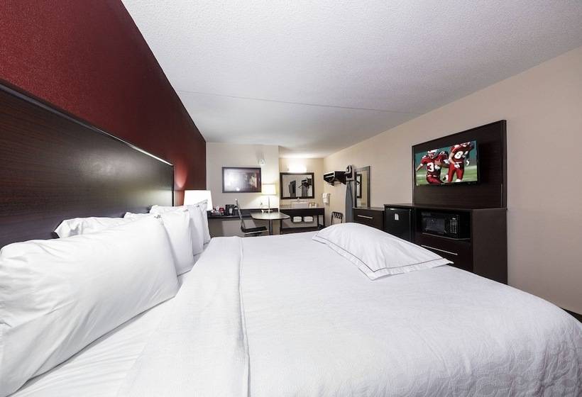プレミアムルーム, Red Roof Inn Plus+ Huntsville – Madison