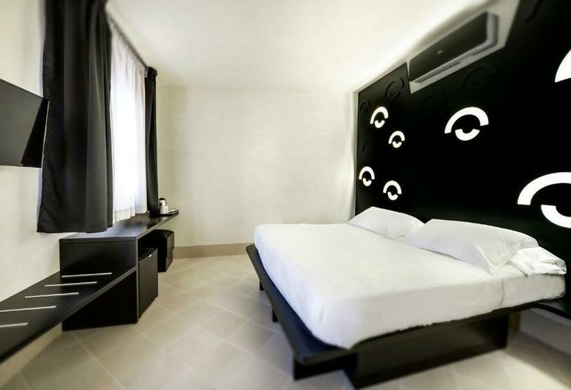 اتاق سوپریور, Addauro Resort