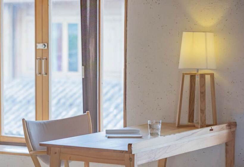 Quarto Deluxe, Arro Khampa By Zinc Journey Lijiang