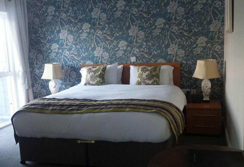 Номер Deluxe, Beara Coast