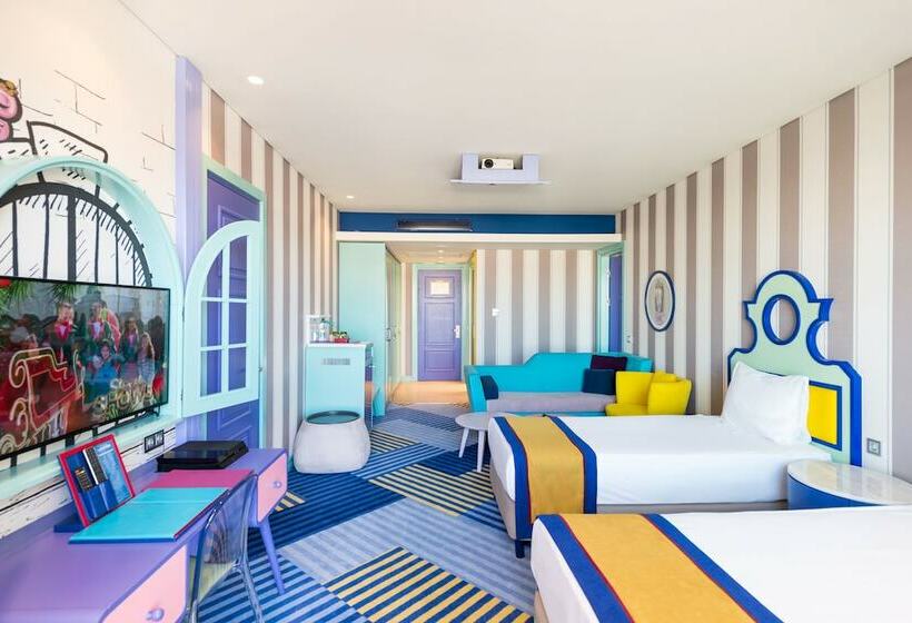 سوییت جونیور, The Land of Legends Kingdom Hotel  All in Concept