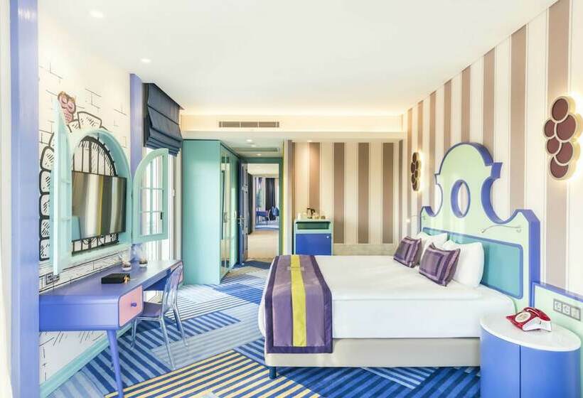 سوییت خانوادگی, The Land of Legends Kingdom Hotel  All in Concept