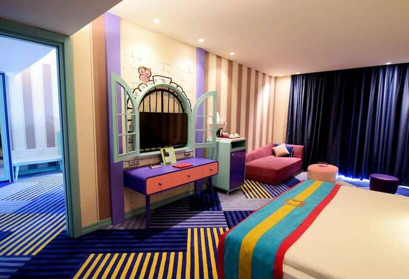سوییت خانوادگی, The Land of Legends Kingdom Hotel  All in Concept