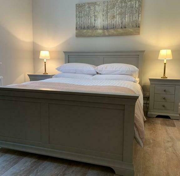 Номер Стандарт, Crawfield Grange