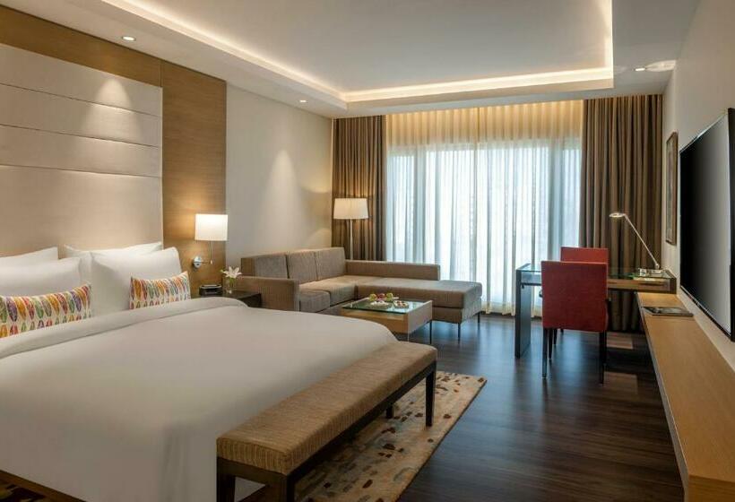 اتاق لوکس, Feathers  A Radha Hotel, Chennai