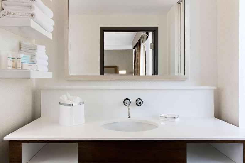 סטודיו סטנדרט, מיטה זוגית, Hampton Inn & Suites Dallas Downtown