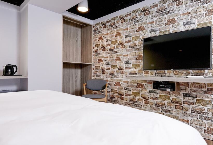 اتاق استاندارد, Bon Hotel Taipei
