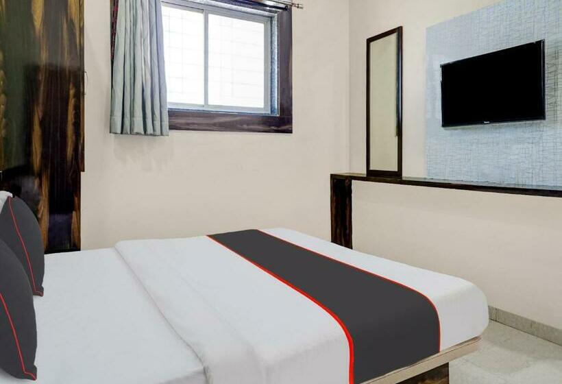 Трехместный Номер Классика, Collection O Hotel Pachratna