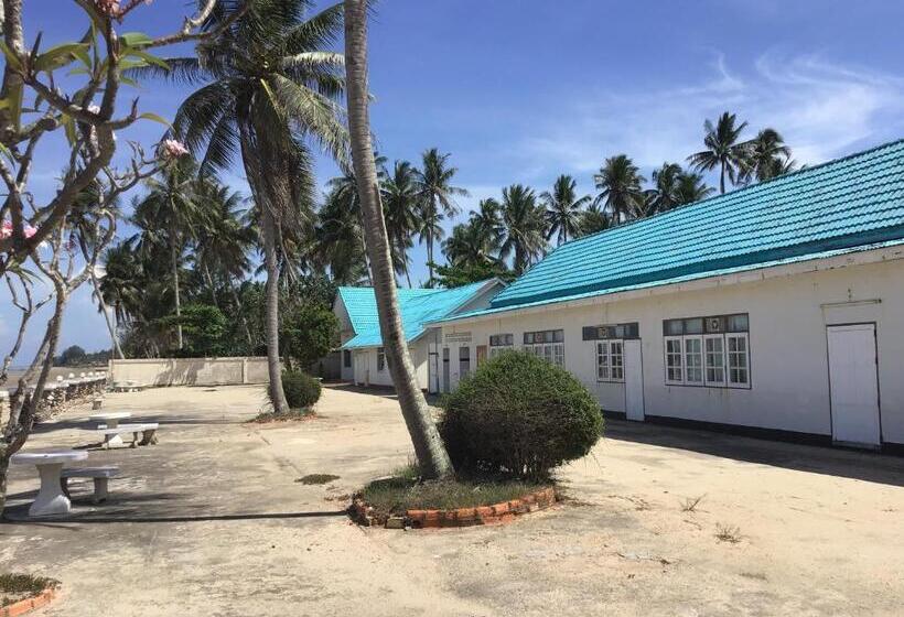 سوییت خانوادگی, Onthebeach Resort