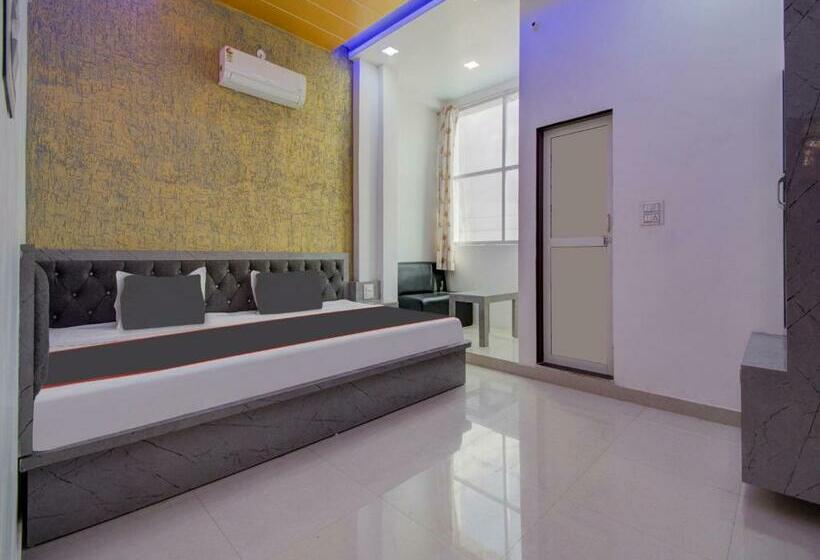 三人经典房间, Collection O Rj14 Hotel Sanwariya & Resturant