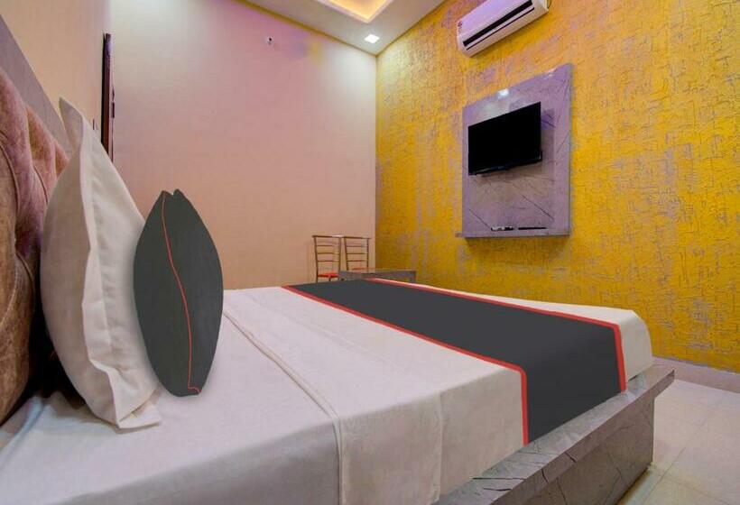 三人经典房间, Collection O Rj14 Hotel Sanwariya & Resturant