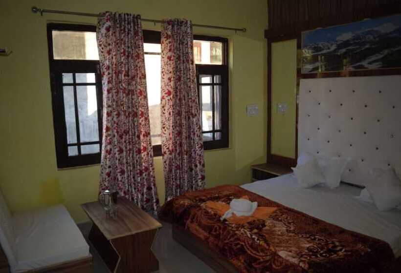 デラックスルーム, Goroomgo Nice One Palace Srinagar