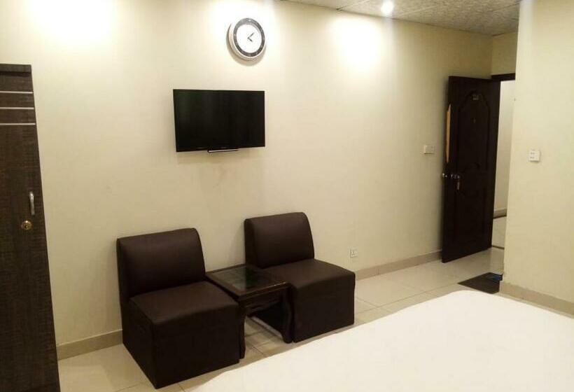 Standard Single Room, Inn Karachi