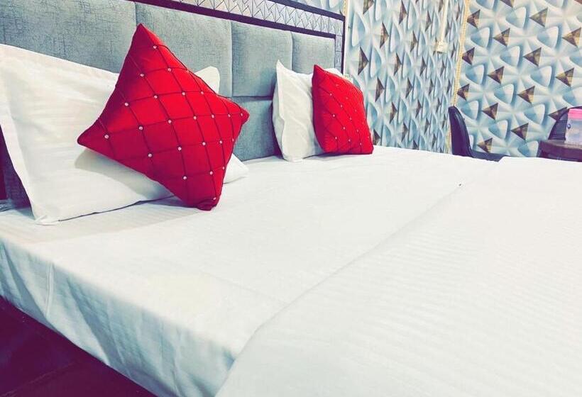 Трехместный Номер Классика, Oyo 81144 Green Land Guest House