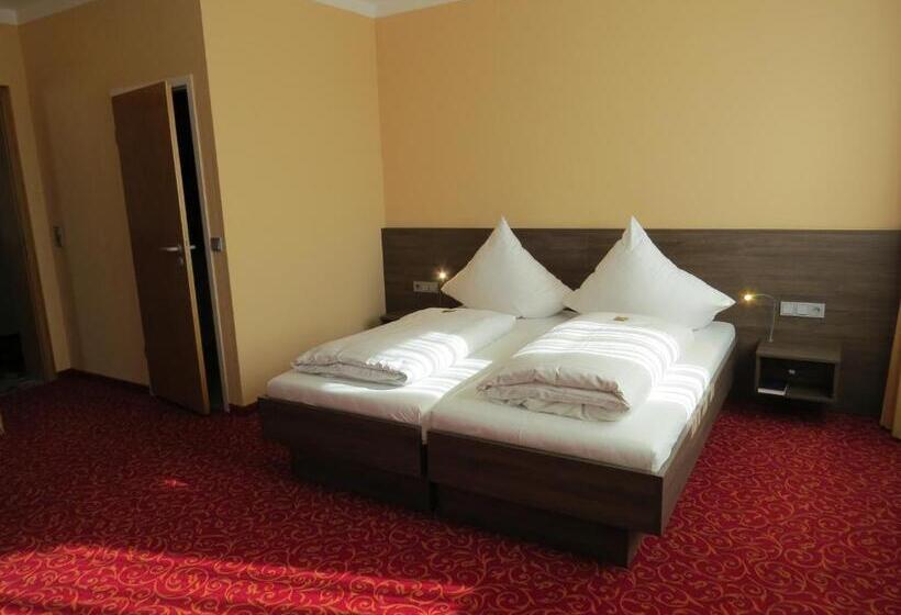 Номер Deluxe, Ates Hotel Lampertheim