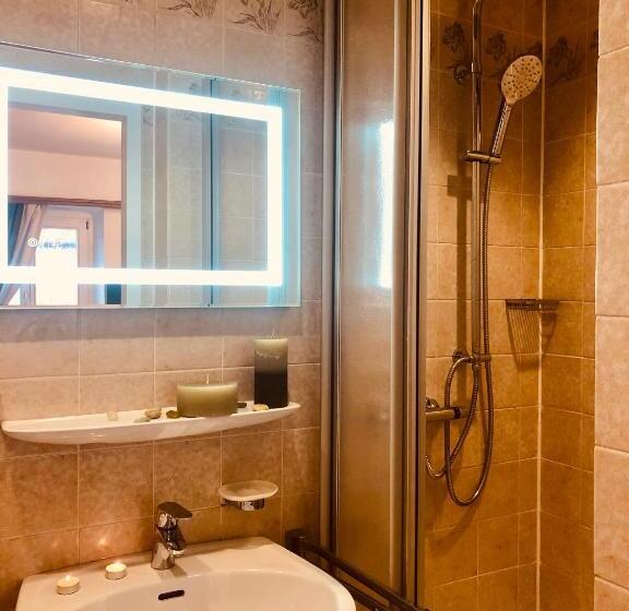 Номер Стандарт Вид на Горы, Golden Gapa Gasthof Zum Lamm