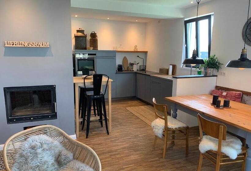 Апартаменты 1 Спальня с Террасой, Haus & Hof Guest House