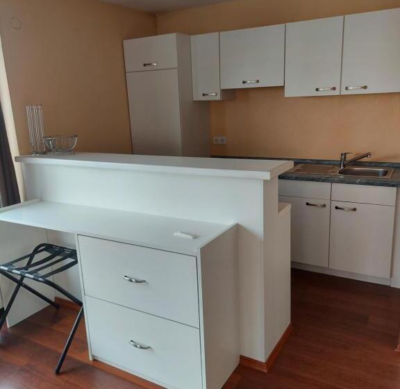 Апартаменты 1 Спальня с Террасой, Landhaus Goldenes Kreuz