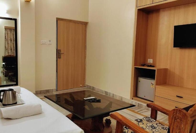 Номер Deluxe Кровать Кинг, The Orchard House   A Boutique