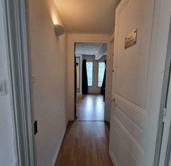 Номер Superior, Le Manoir  Cluny