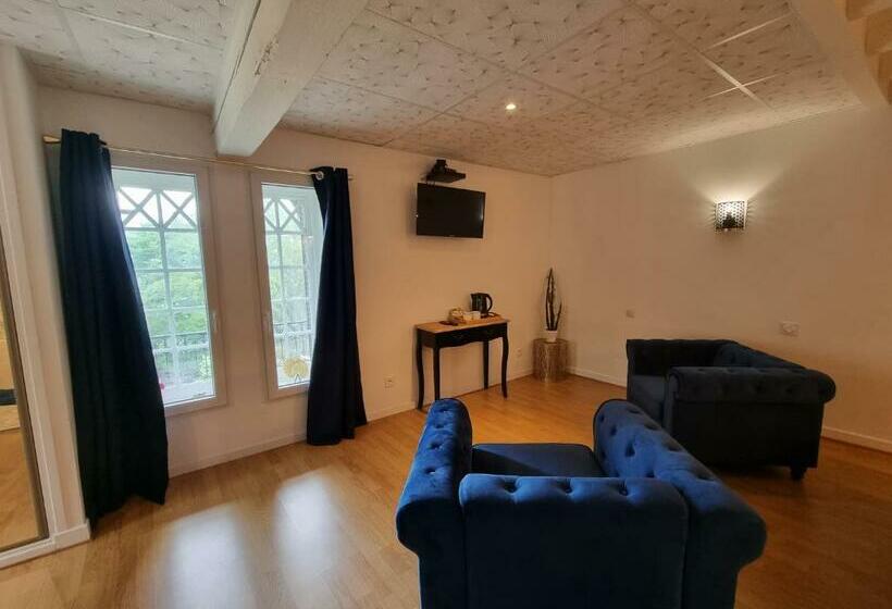 Номер Superior, Le Manoir  Cluny