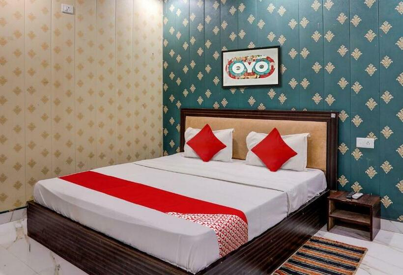 اتاق کلاسیک سه تخته, Oyo Flagship 81296 Sh