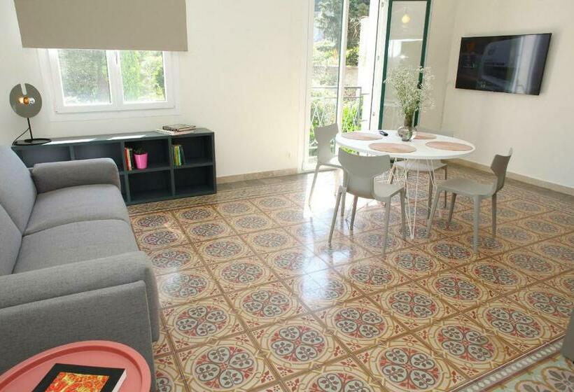آپارتمان لوکس 1 خوابه, Versomare Room & Suite