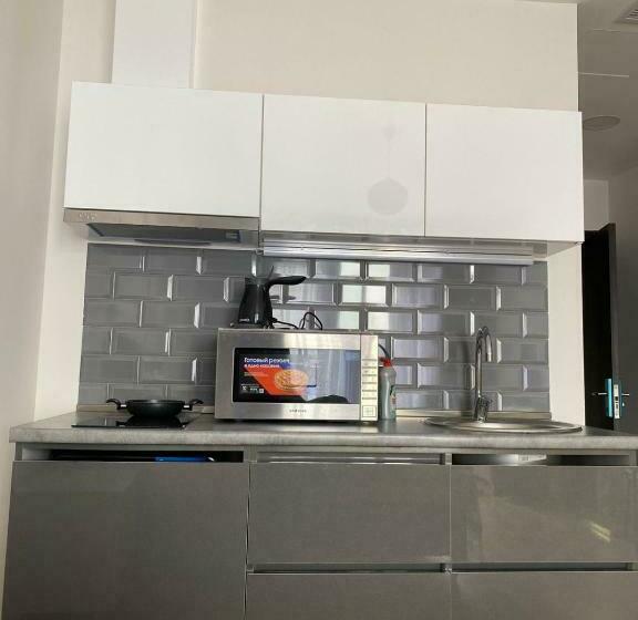استودیوی سوپریور, Bianca Residential