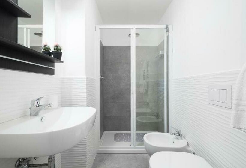 اتاق استاندارد, Finarin Guest House