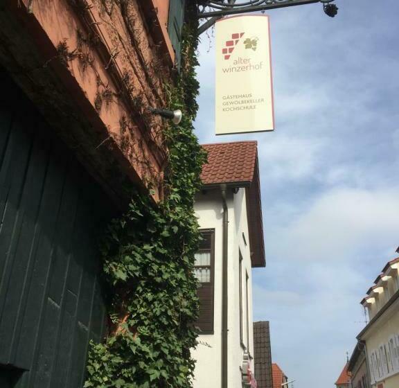 Номер Стандарт, Alter Winzerhof Weisenheim Am Berg E.k