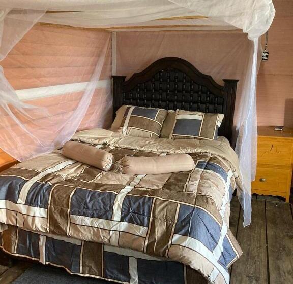 اتاق استاندارد یک تخته با سرویس بهداشتی مشترک, Farm Lodge La Cabaña