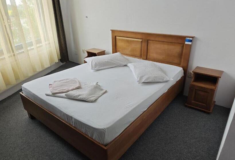 Номер Стандарт, Motel Azur Km36