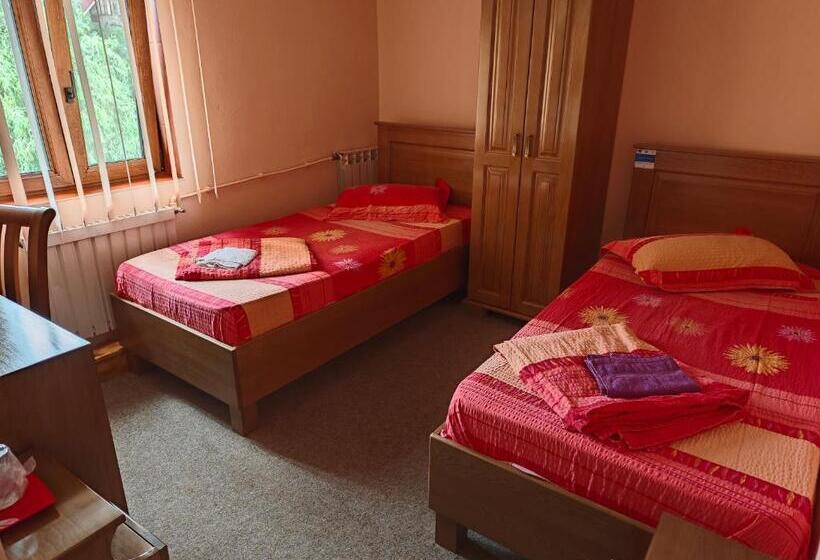 Номер Economy, Motel Azur Km36