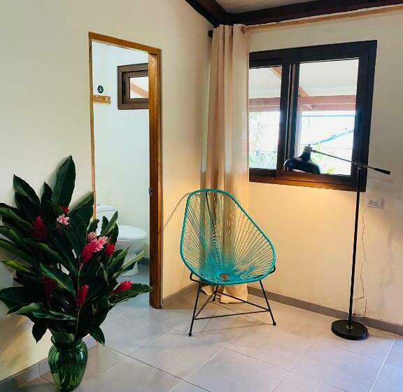 اتاق استاندارد چهار تخته, El Hostel Del Patio