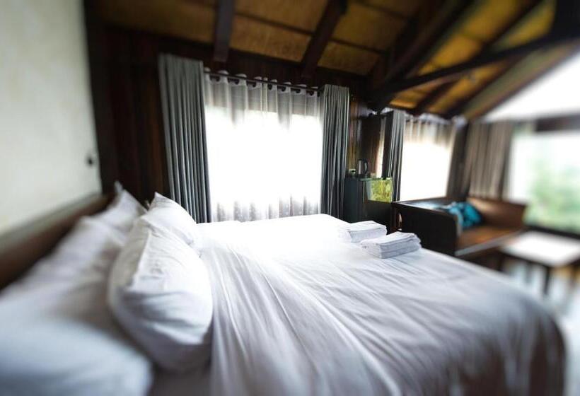 Номер Deluxe Вид на Море, Kawarin Secret Hut Hotel And Resort
