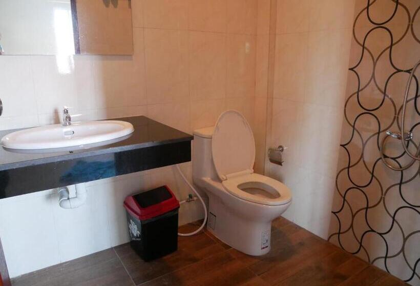 Номер Стандарт, Eq Hostel